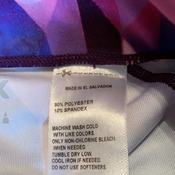 Reebok shorts - Picture 3 of 4